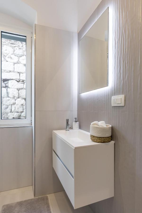Apartamento Adriatik Lux Teatro 2 Split Exterior foto