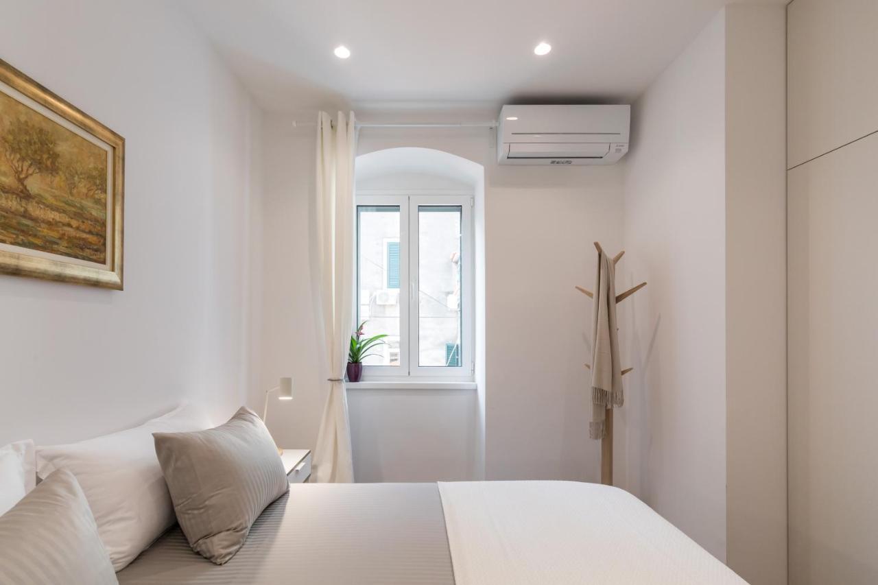 Apartamento Adriatik Lux Teatro 2 Split Exterior foto